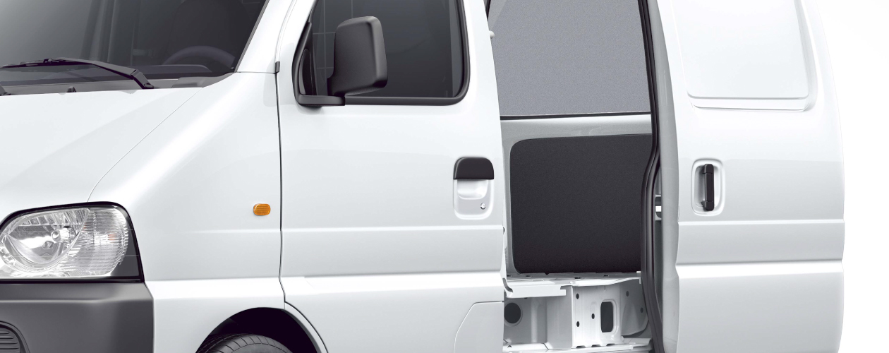 Puertas corredizas del nuevo Suzuki EECO Panel