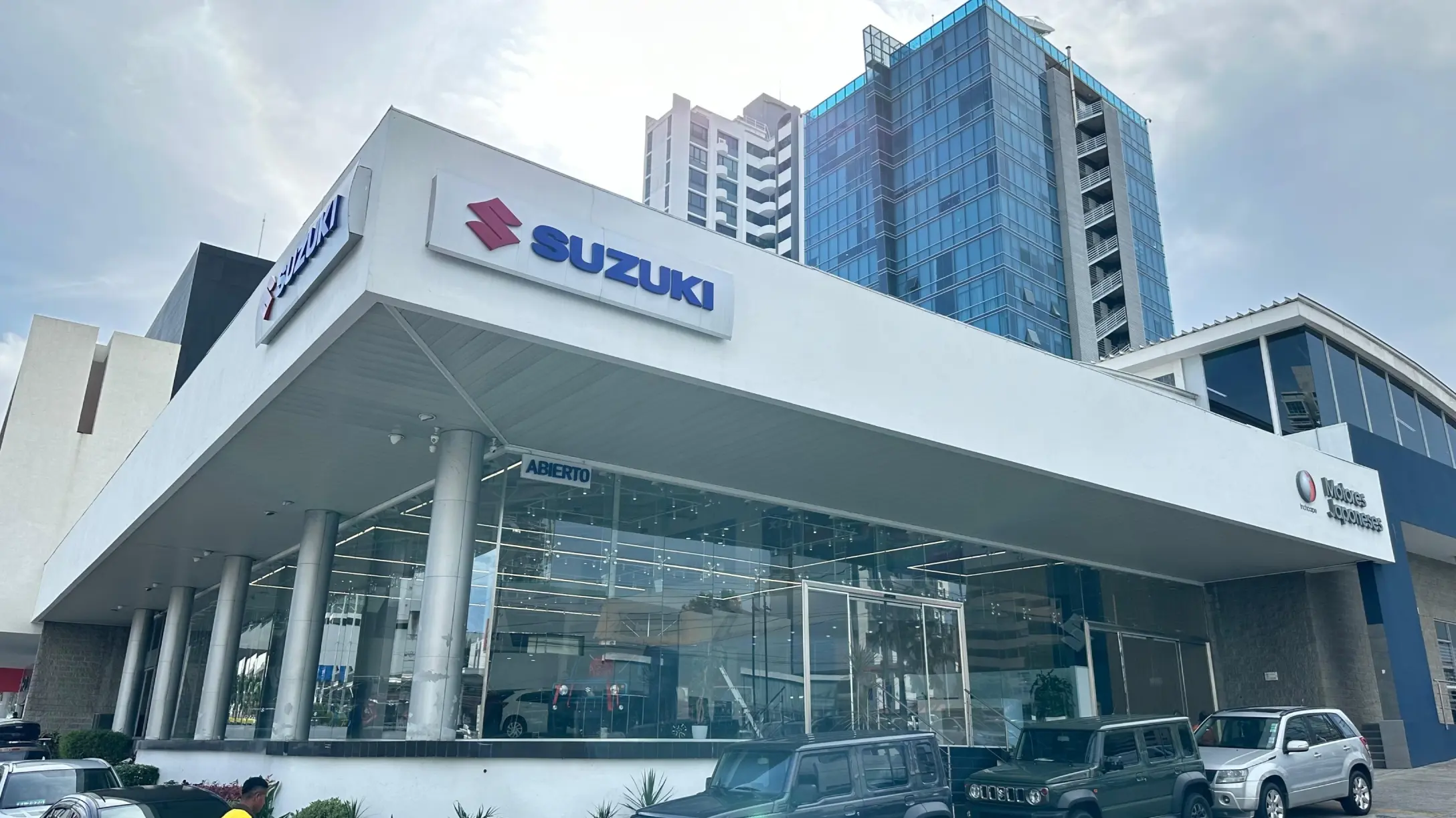 Talleres automotrices Suzuki: descubre sus servicios y cuándo realizarlos