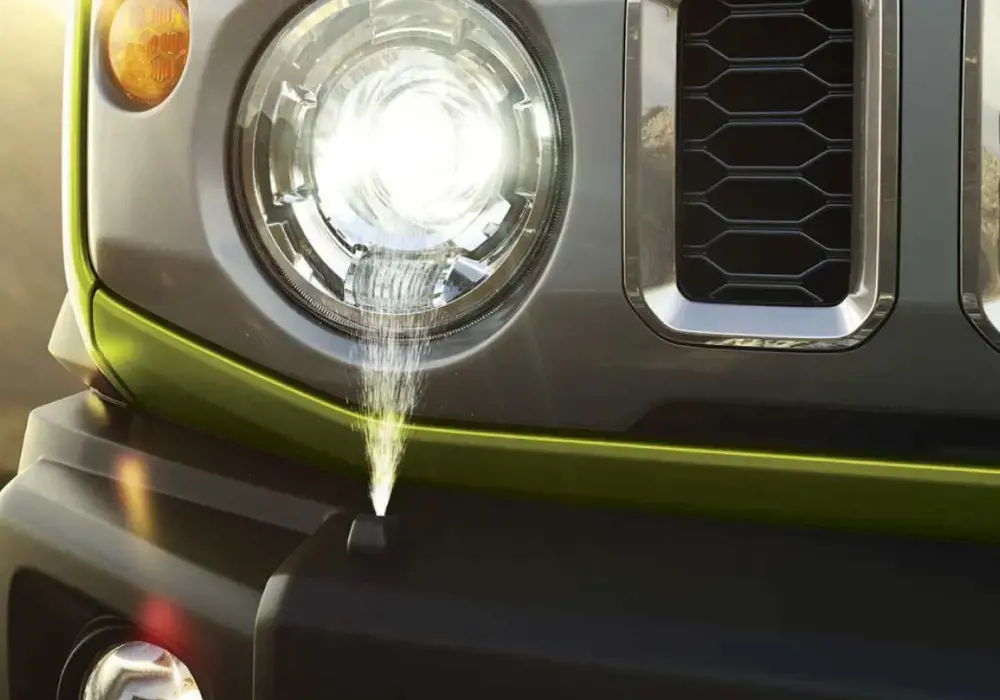 Faro led de un Suzuki Jimny